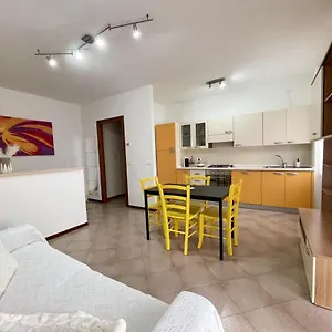 Appartamento Casa Minzoni, Pieris